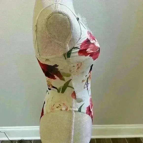 Windsor - Floral Bodysuit Xsmall - Picture 7 of 16